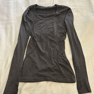 Lululemon grey swiftly tech long sleeve top